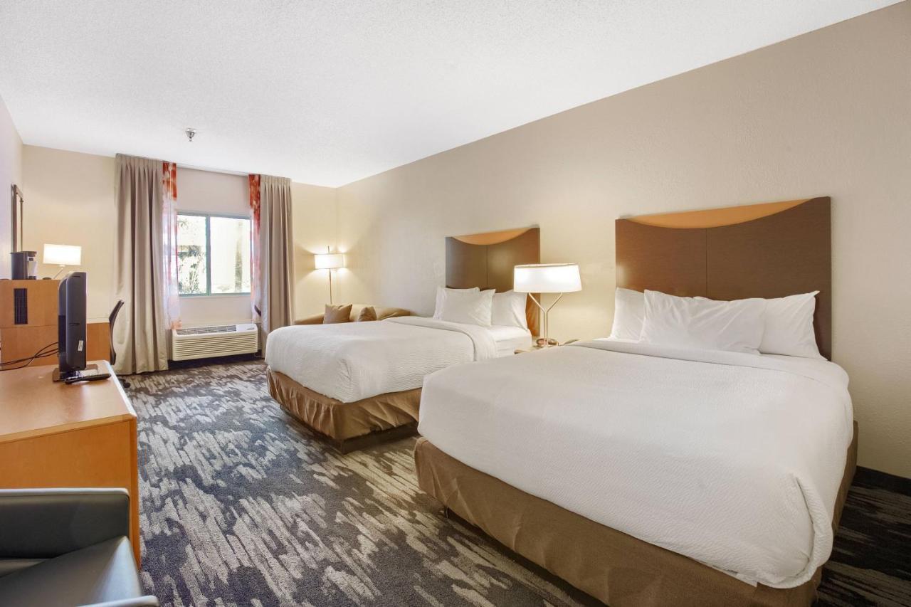 Fairfield Inn And Suites Мобил Экстерьер фото