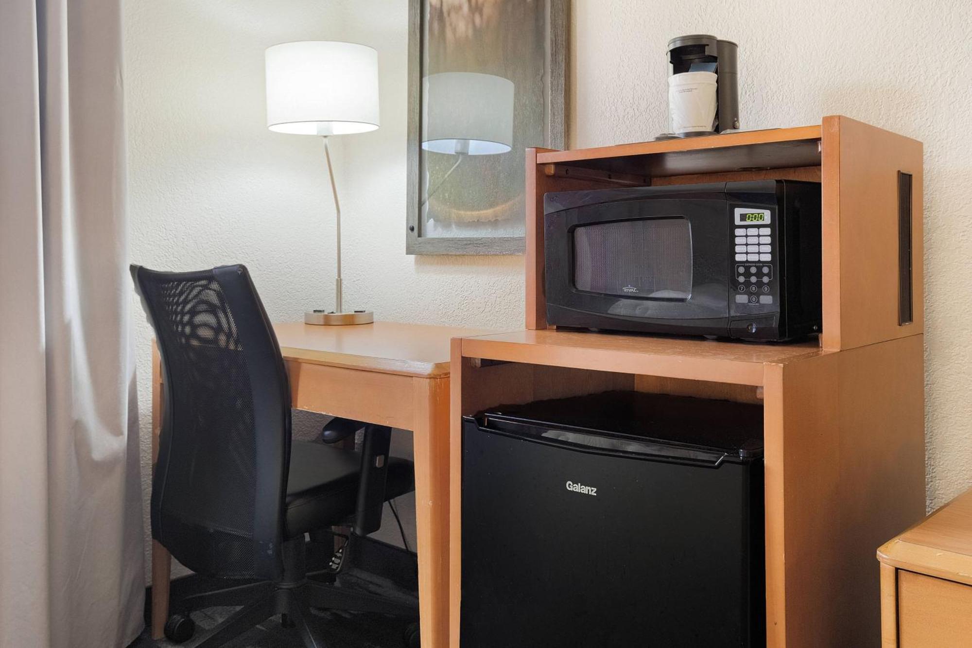 Fairfield Inn And Suites Мобил Экстерьер фото