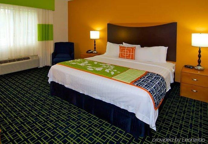 Fairfield Inn And Suites Мобил Экстерьер фото