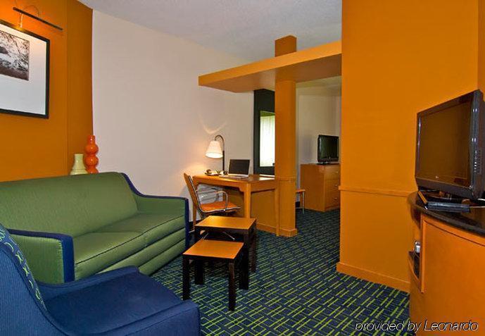 Fairfield Inn And Suites Мобил Экстерьер фото