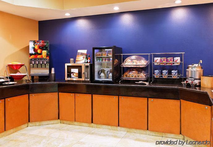 Fairfield Inn And Suites Мобил Экстерьер фото