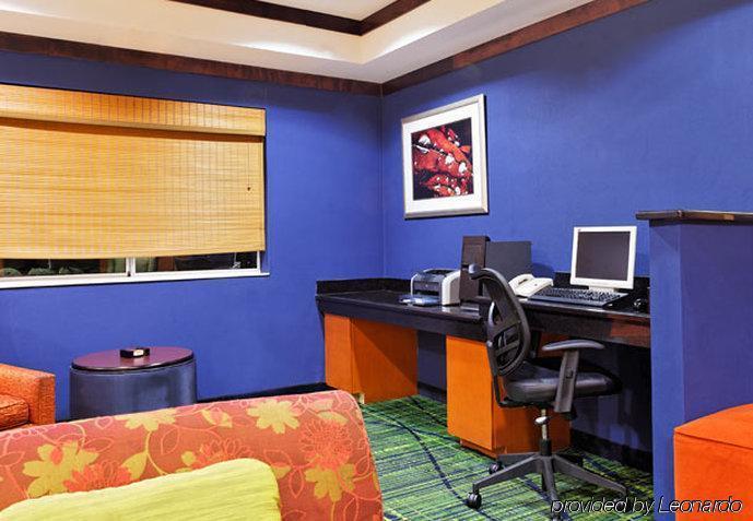 Fairfield Inn And Suites Мобил Экстерьер фото